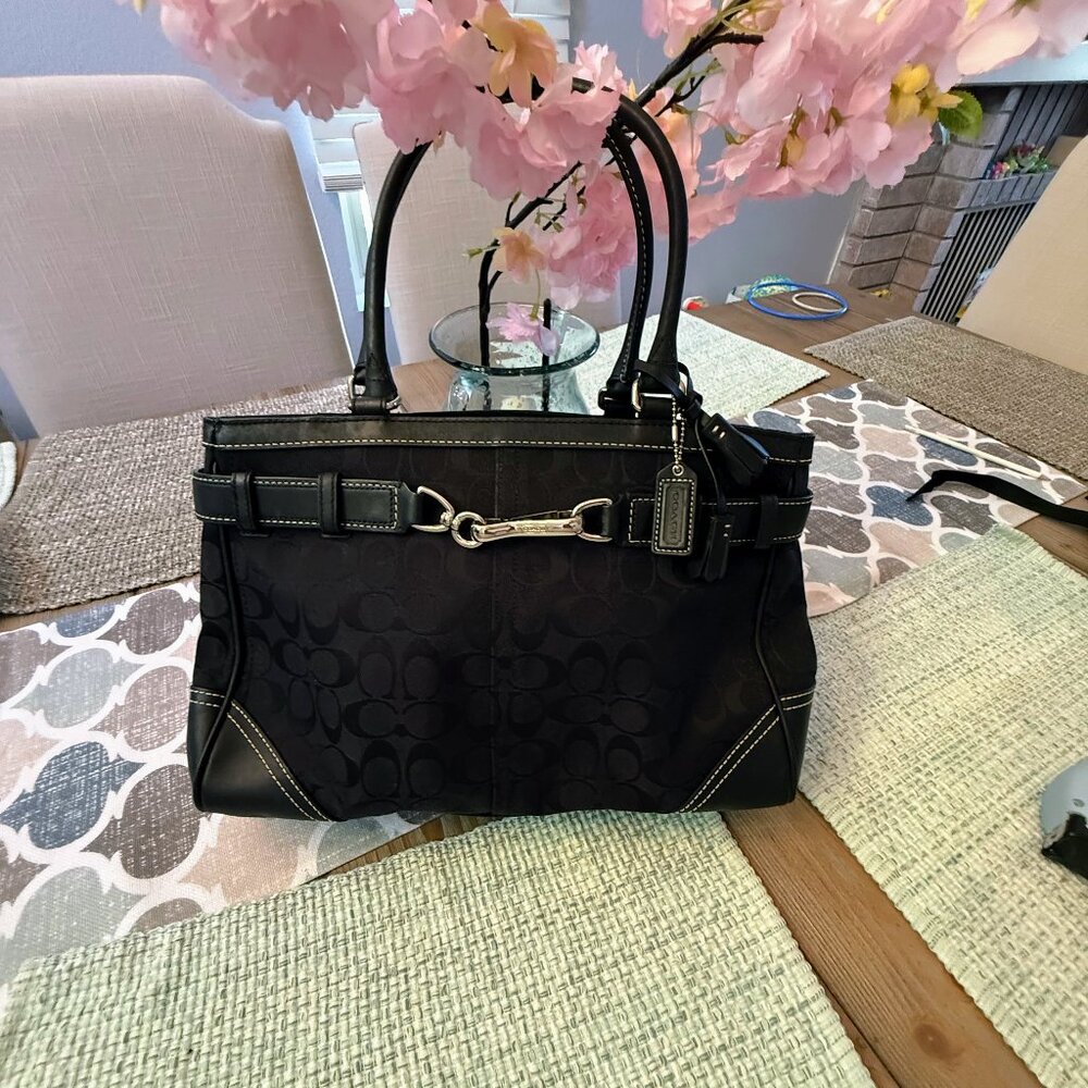 Coach F08K07 Black Signature Canvas & Leather Satchel – Elegant & Authentic